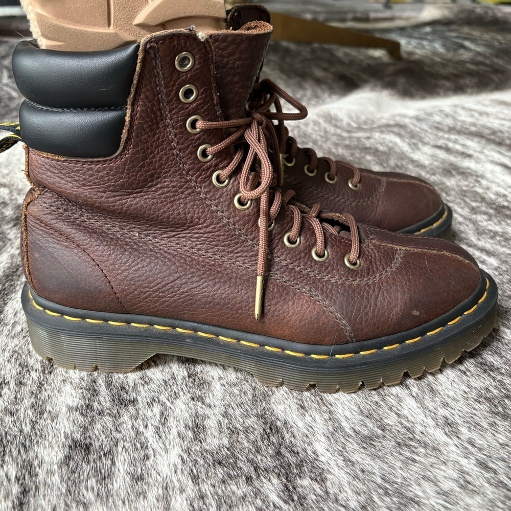 Dr Martens Santo Padded Collar Brown Leather Boot - Picture 3 of 9